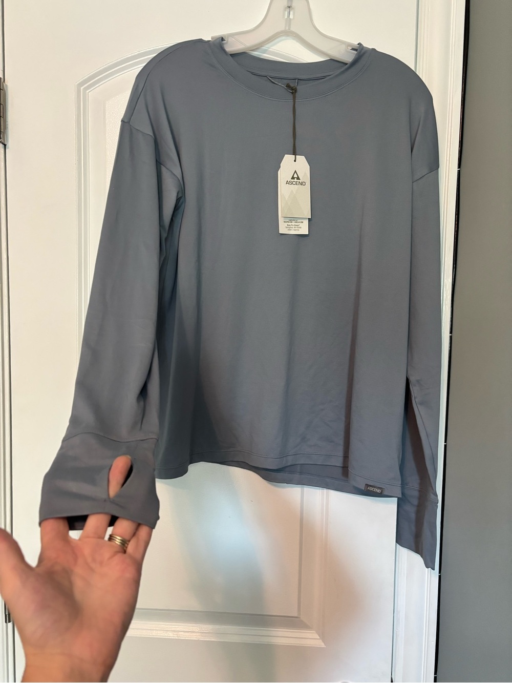 NWT Ascend Tradewinds W Evolve Performance Crew Shirt Medium UPF 30+ Blue